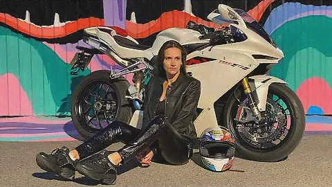 Что такое MV Agusta F4