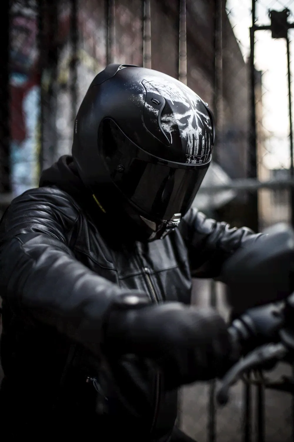 Мотошлем HJC RPHA 11 PUNISHER-0